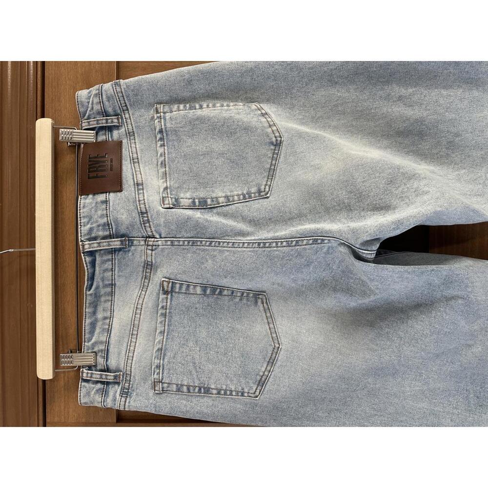 FRYE High Rise Straight Leg Light Wash Denim Jeans Women’s size 14/32 - Picture 5 of 15